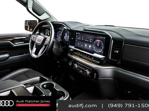 Used 2024 GMC Sierra 1500 Elevation image 15