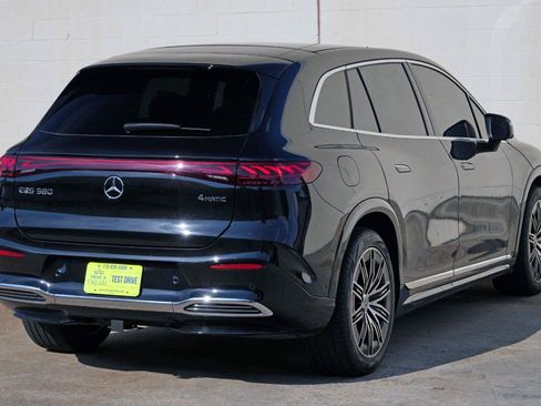 Used 2023 Mercedes-Benz EQS 580 4MATIC SUV w/ Exclusive Trim Package image 63