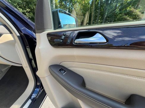Used 2013 Mercedes-Benz ML 350 4MATIC image 47