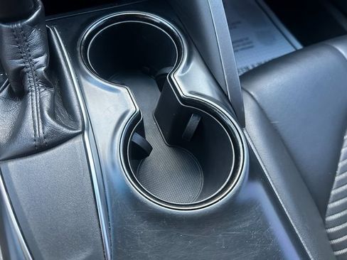 Used 2018 Toyota Camry SE image 24