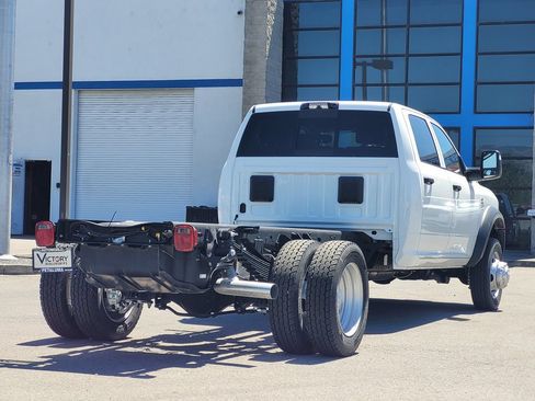New 2026 RAM 5500 Tradesman AWD/4WD image 4