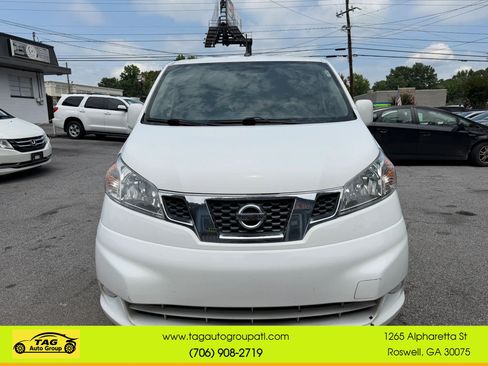 Used 2017 Nissan NV200 SV w/ Technology Package FWD image 3