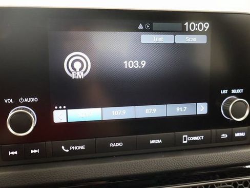 Used 2025 Honda Civic Sport image 21