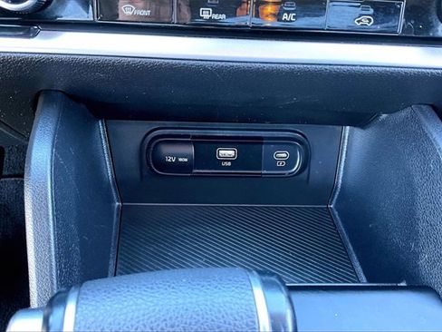 Used 2024 Kia Sportage LX image 24