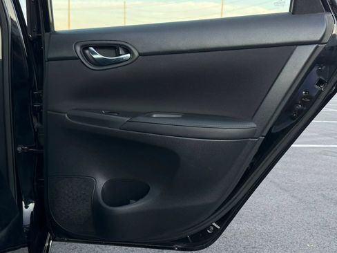 Used 2019 Nissan Sentra S FWD image 17