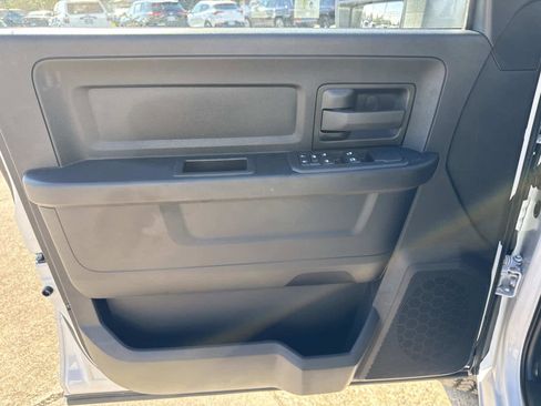 Used 2026 RAM 2500 Tradesman w/ Chrome Appearance Group image 34