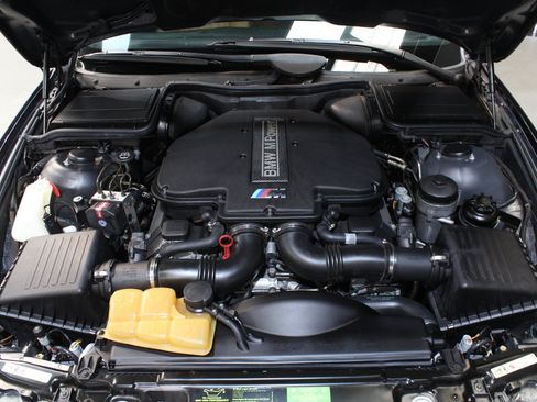 Used 2002 BMW M5 RWD image 26