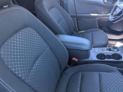 New 2025 Ford Escape Active image 42