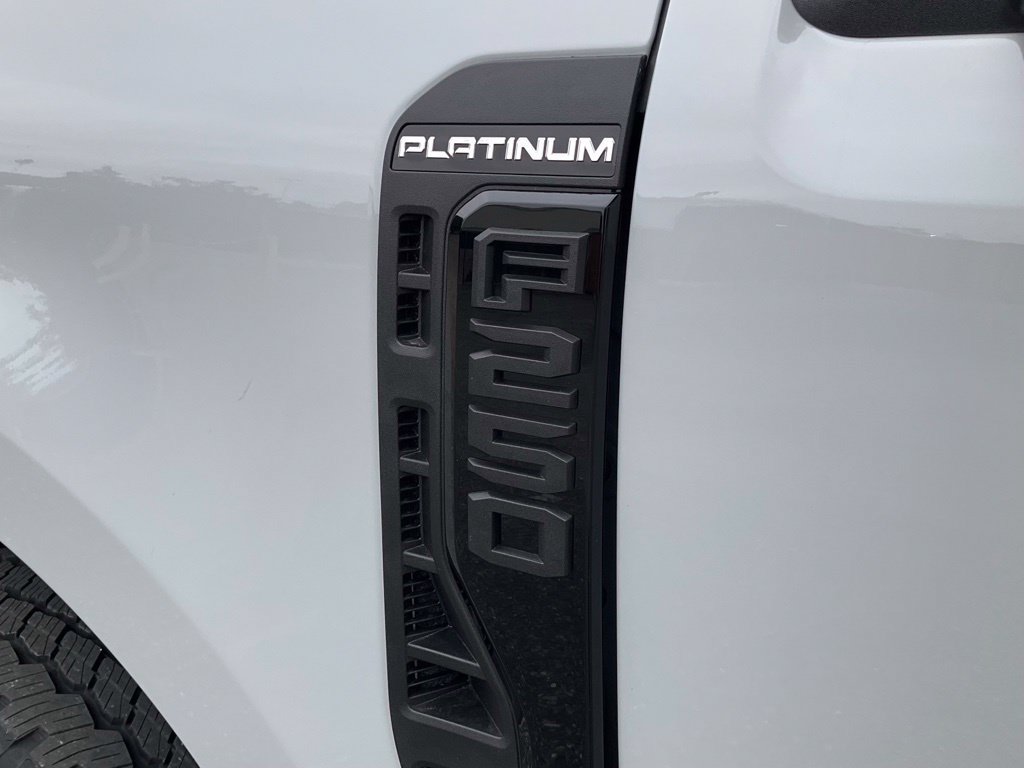 New 2026 Ford F250 Platinum AWD/4WD image 13