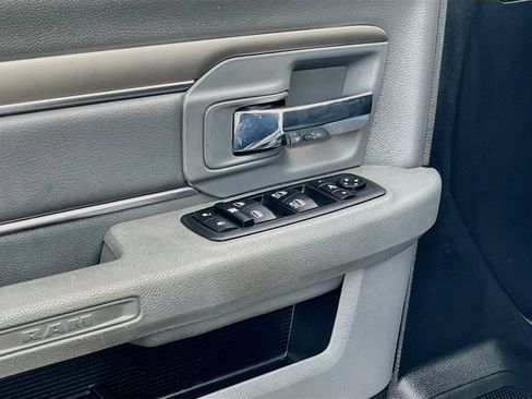 Used 2018 RAM 1500 Big Horn RWD image 17