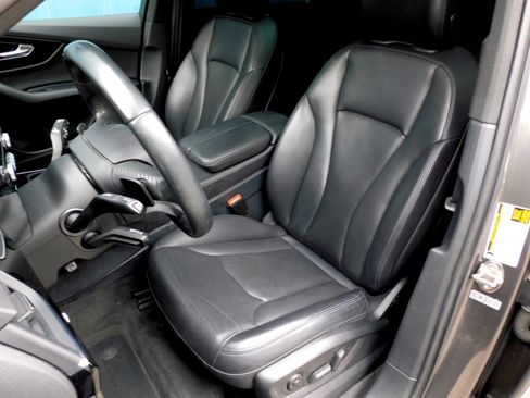 Used 2019 Audi Q7 3.0T Prestige AWD/4WD image 14