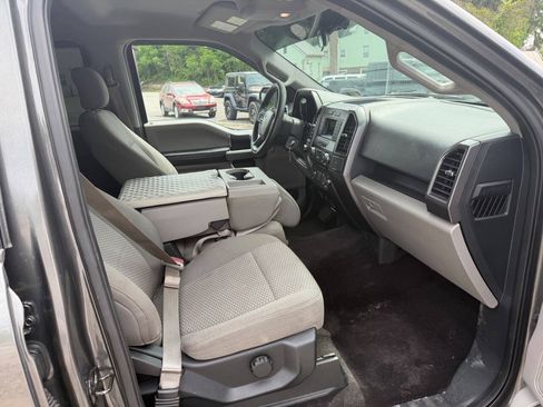 Used 2017 Ford F150 XLT AWD/4WD image 27
