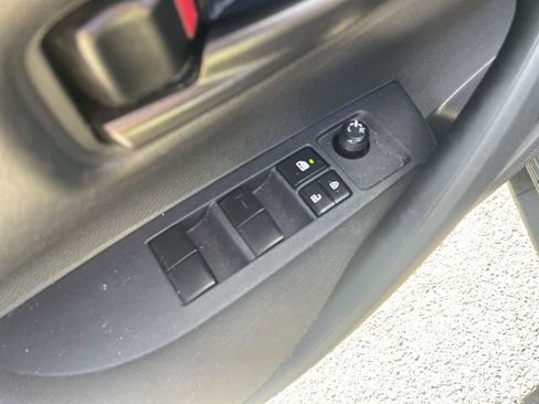 Used 2023 Toyota Corolla LE image 33