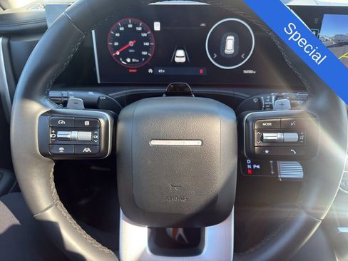 Used 2024 Hyundai Santa Fe Limited image 13