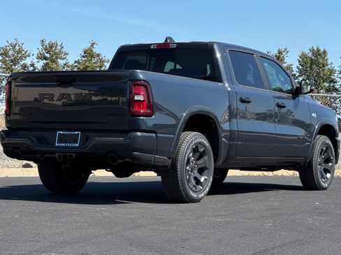 New 2026 RAM 1500 Big Horn AWD/4WD image 3