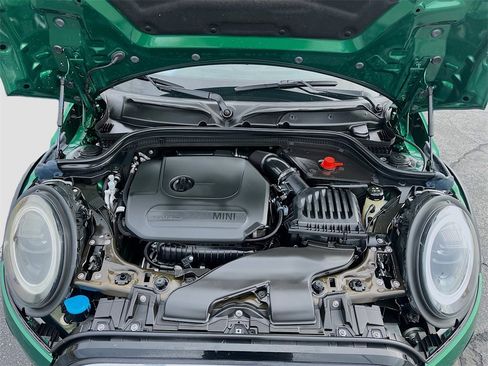 Used 2023 MINI Cooper 2-Door Hardtop image 29