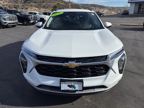 New 2026 Chevrolet Trax LT FWD image 2