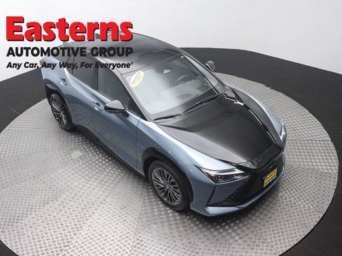 Used 2023 Lexus RZ 450e Premium w/ Accessory Package (2T) AWD/4WD image 3