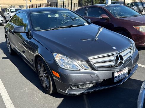 Used 2011 Mercedes-Benz E 350 Coupe image 2