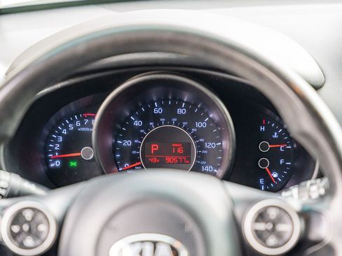 Used 2018 Kia Soul image 22