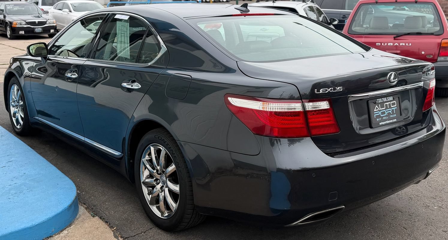 Used 2007 Lexus LS 460 RWD image 5