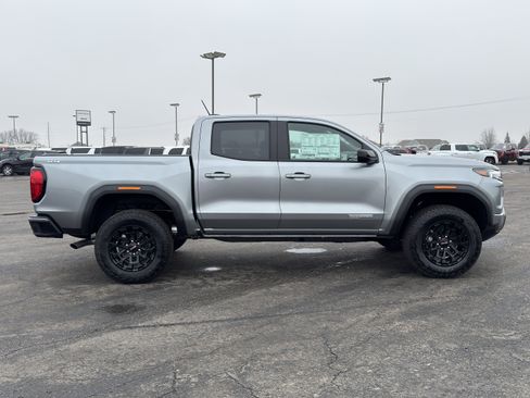 New 2026 GMC Canyon Elevation w/ Convenience Package image 2