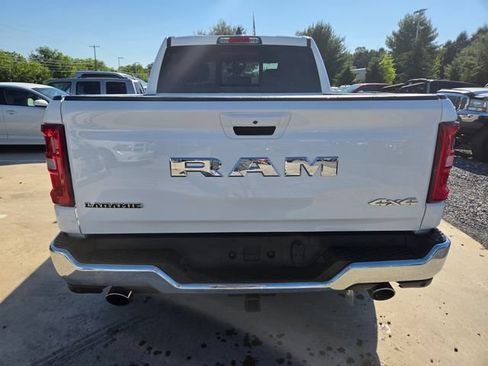 Used 2025 RAM 1500 Laramie AWD/4WD image 17