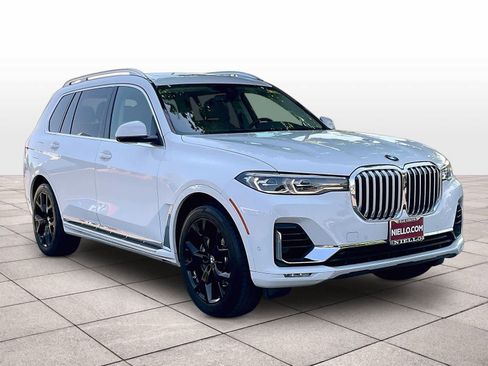 Used 2021 BMW X7 xDrive40i w/ Premium Package AWD/4WD image 2
