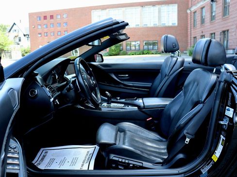 Used 2014 BMW 650i xDrive Convertible image 12