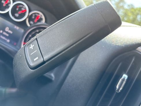 Used 2022 Chevrolet Silverado 1500 Custom w/ Safety Confidence Package AWD/4WD image 13