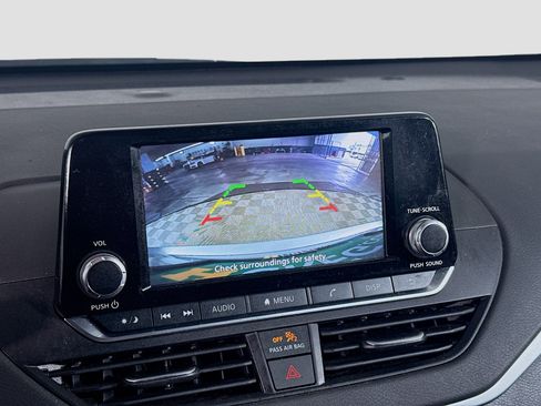 Used 2024 Nissan Altima 2.5 S image 19