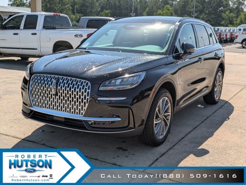 New 2025 Lincoln Corsair FWD w/ Equipment Group 101A image 2