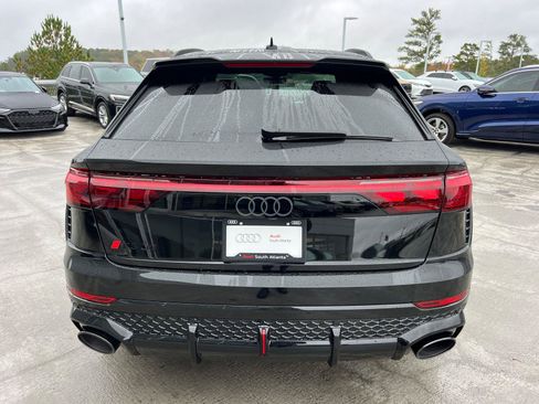 New 2026 Audi RS Q8 performance image 6