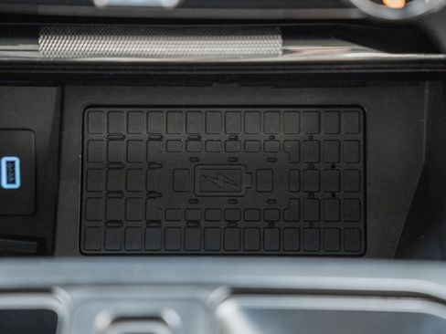 Certified 2023 Ford F150 Lariat w/ Equipment Group 502A High image 33