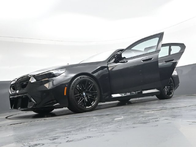 Used 2026 BMW M5 w/ Executive Package AWD/4WD image 47