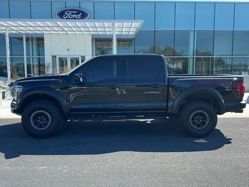 Used 2025 Ford F150 Raptor AWD/4WD image 8