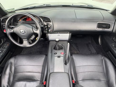 Used 2005 Honda S2000 image 12