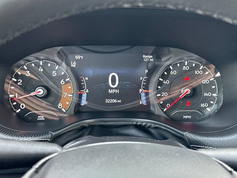 Used 2023 Jeep Compass Latitude w/ Convenience Group AWD/4WD image 28
