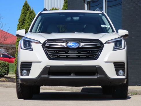 Used 2022 Subaru Forester Limited w/ Popular Package #3 image 15