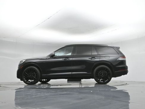 Used 2022 Lincoln Aviator Reserve w/ Equipment Group 201A AWD/4WD image 53