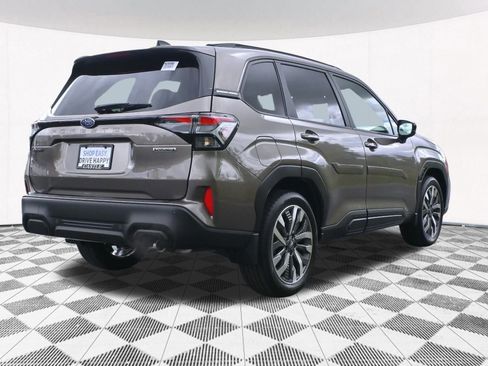 New 2025 Subaru Forester Touring image 18