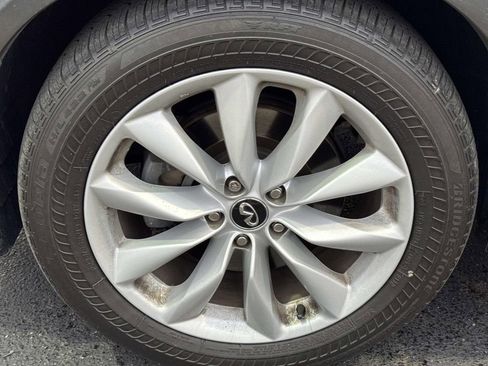 Used 2019 INFINITI QX50 Essential w/ Premium Heat Package image 9