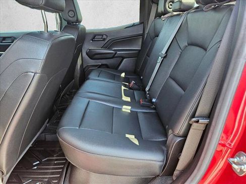 Used 2025 Chevrolet Colorado Trail Boss AWD/4WD image 19