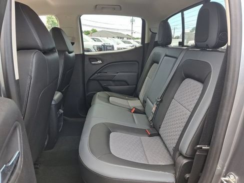 Used 2018 Chevrolet Colorado Z71 AWD/4WD image 21