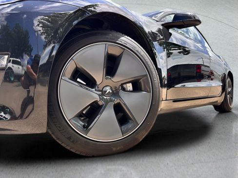 Used 2021 Tesla Model 3 Long Range AWD/4WD image 25