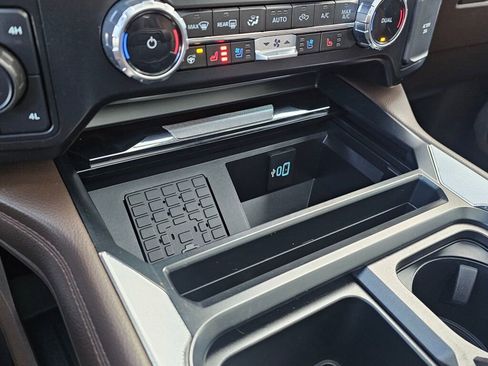 Used 2024 Ford F350 King Ranch image 28