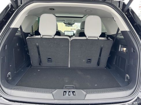 New 2026 Ford Explorer Active w/ Active Comfort Package image 47