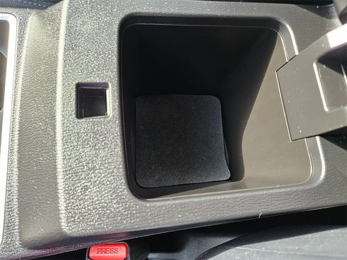 Used 2024 Mitsubishi Outlander SEL image 27