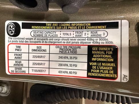 Used 2025 Subaru Outback Premium AWD/4WD image 42