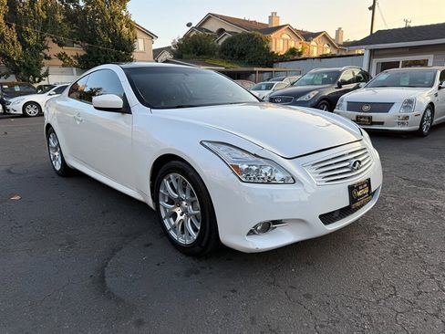 Used 2015 INFINITI Q60 Sport Limited image 3